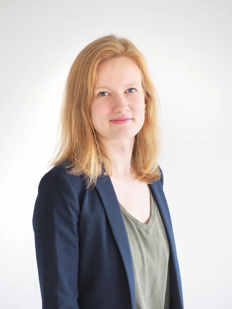Porträt von Friederike Schomburg